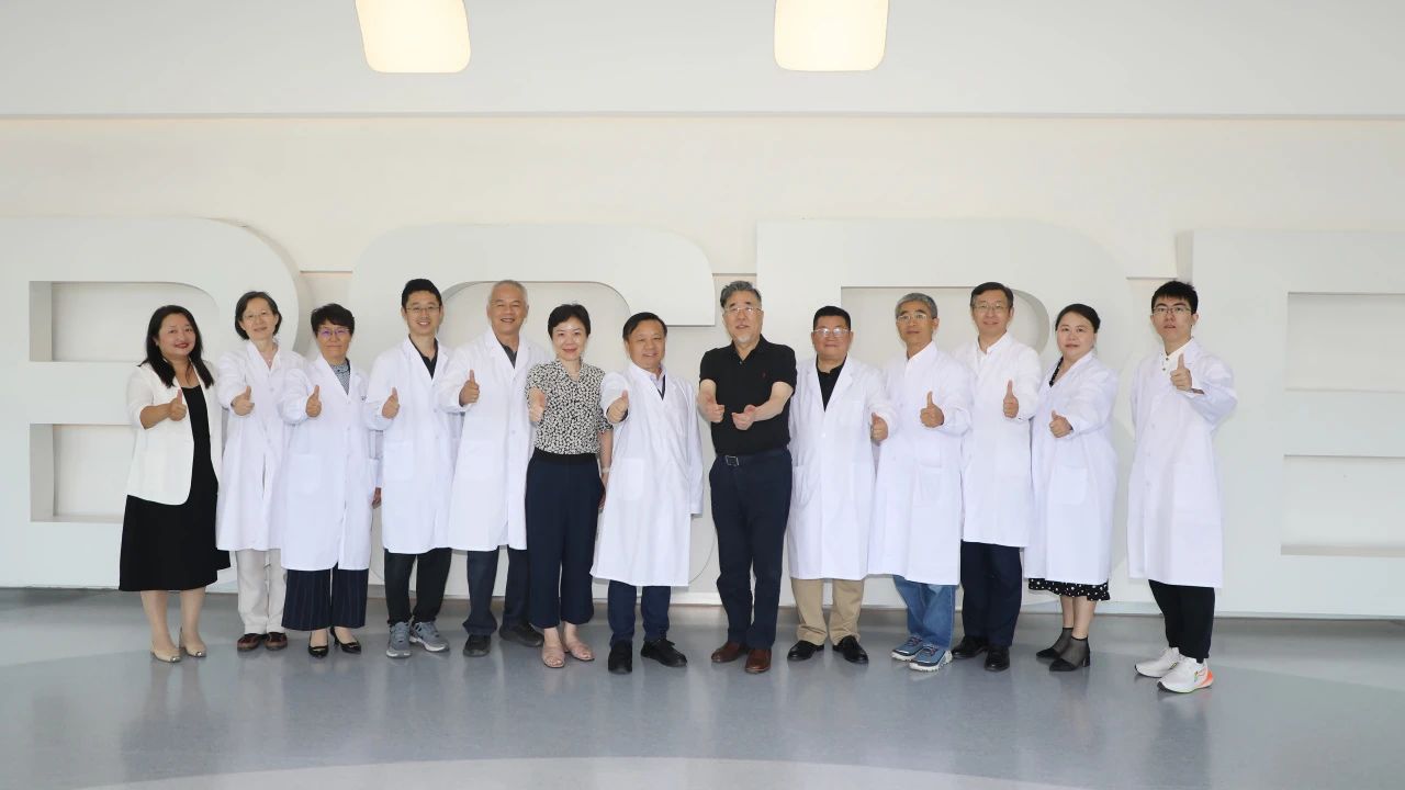 �йش�ҽ����е��ҵͬ�˵��е���k��Ǯ������